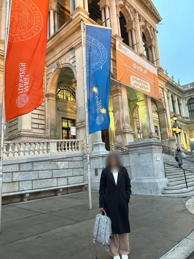 In front of the University of Vienna main building.